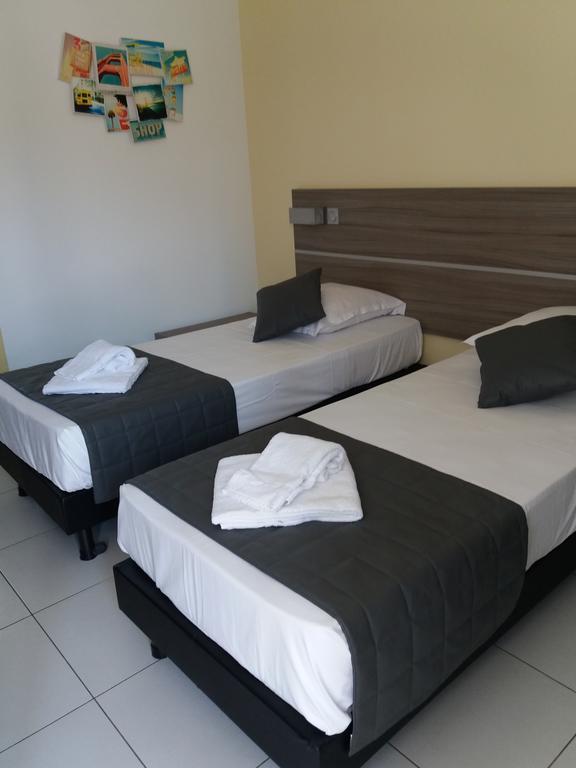 Le Cay Hotel Roquebrune-sur Argens Ngoại thất bức ảnh